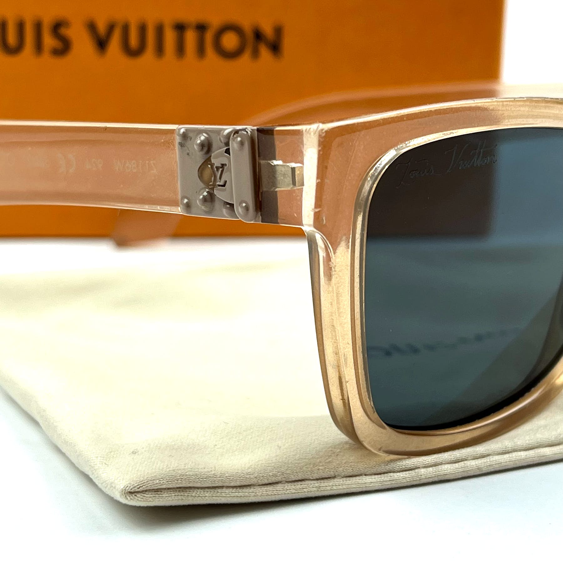 Louis Vuitton × Virgil Abloh SS19 LV Rainbow Sunglasses