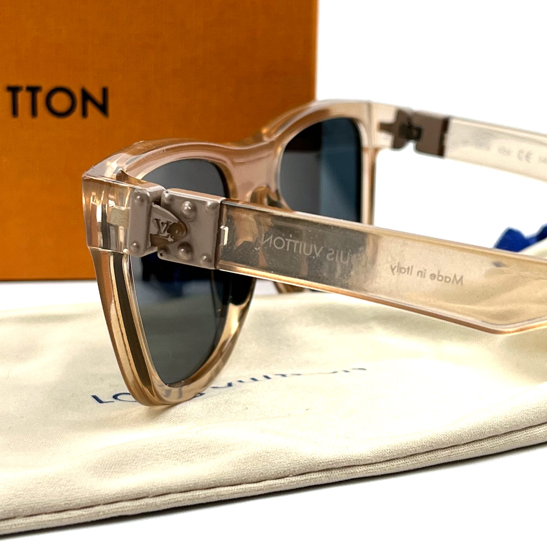 Louis Vuitton × Virgil Abloh SS19 LV Rainbow Sunglasses