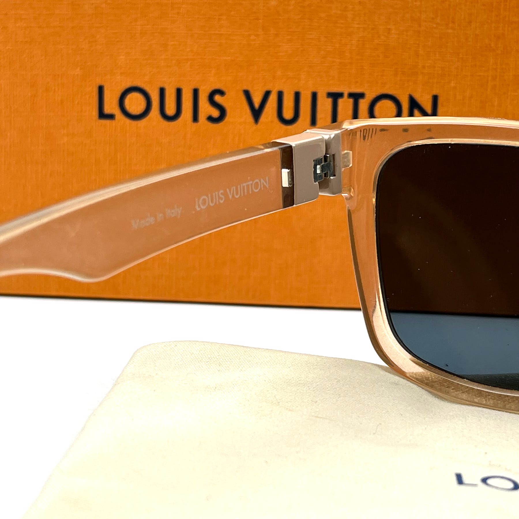 Louis Vuitton × Virgil Abloh SS19 LV Rainbow Sunglasses