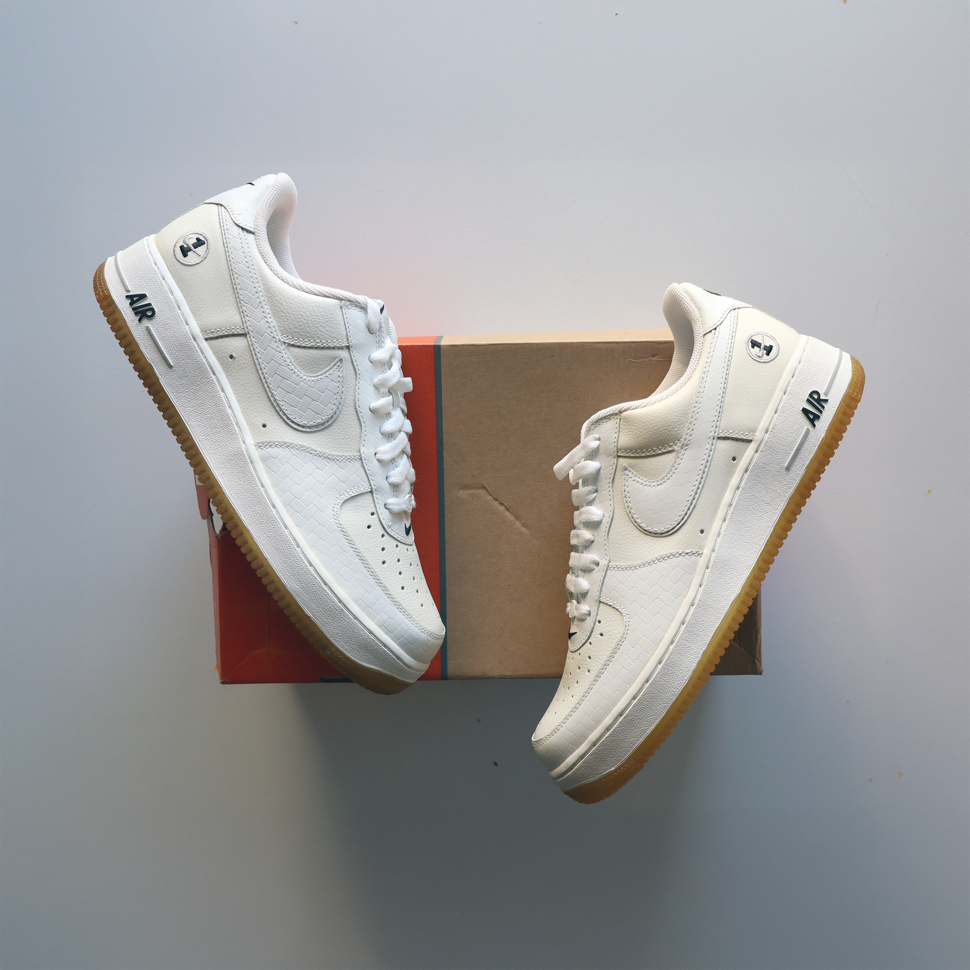 Nike 2005 Air Force 1 AF1 Brand New (Size 9)