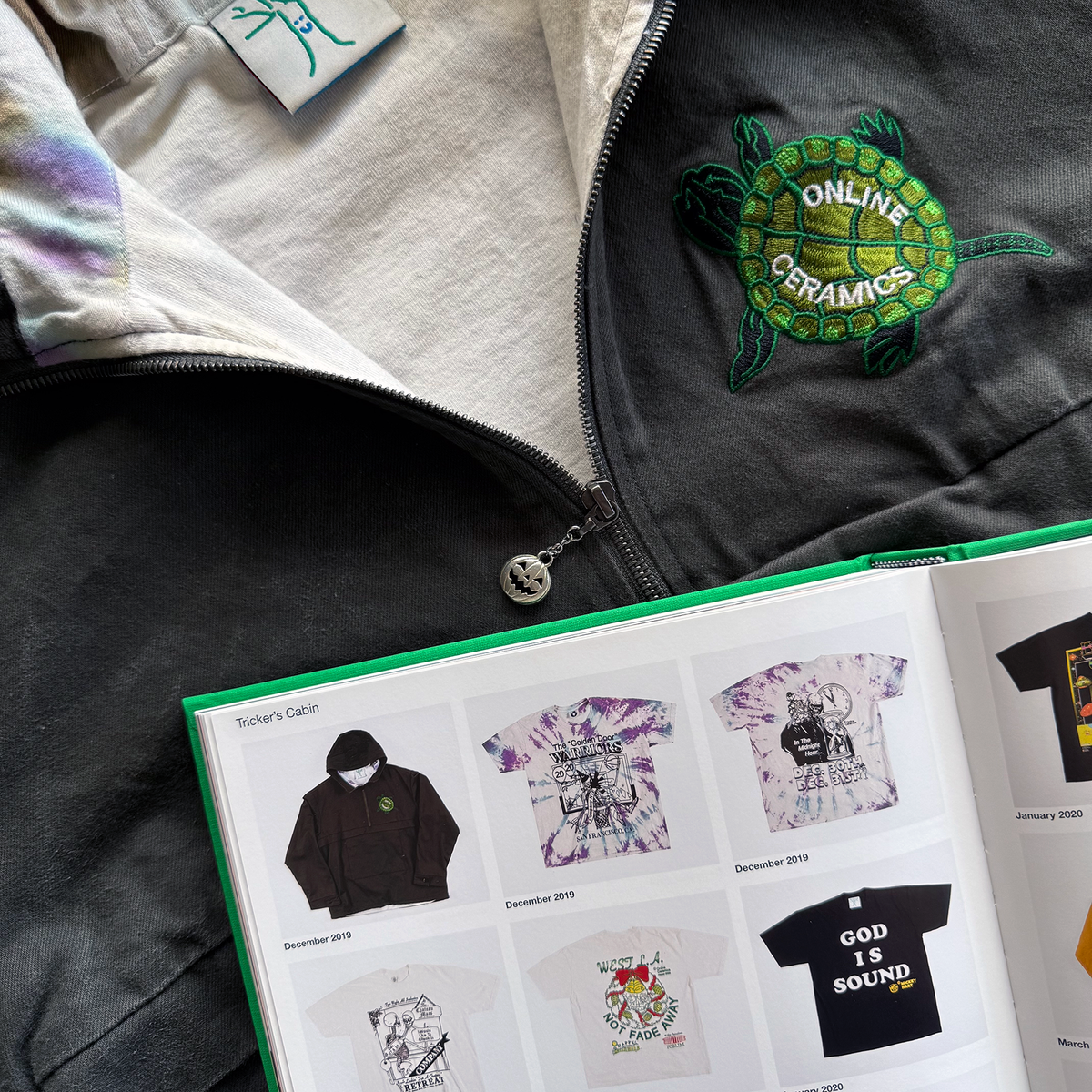 Online Ceramics 2019 Grail Turtle Anorak