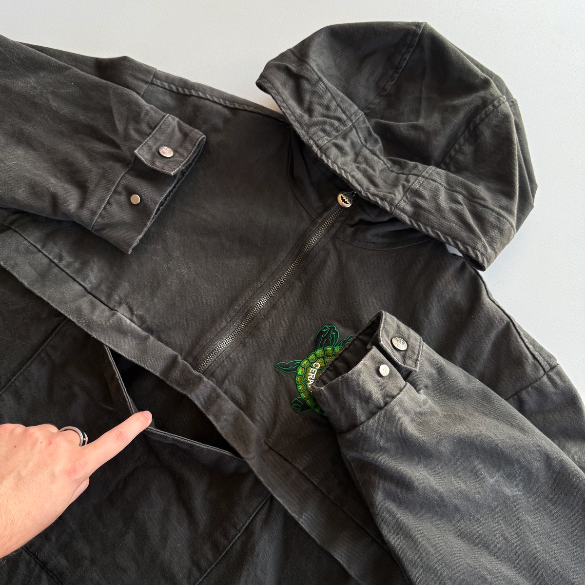 Online Ceramics 2019 Grail Turtle Anorak