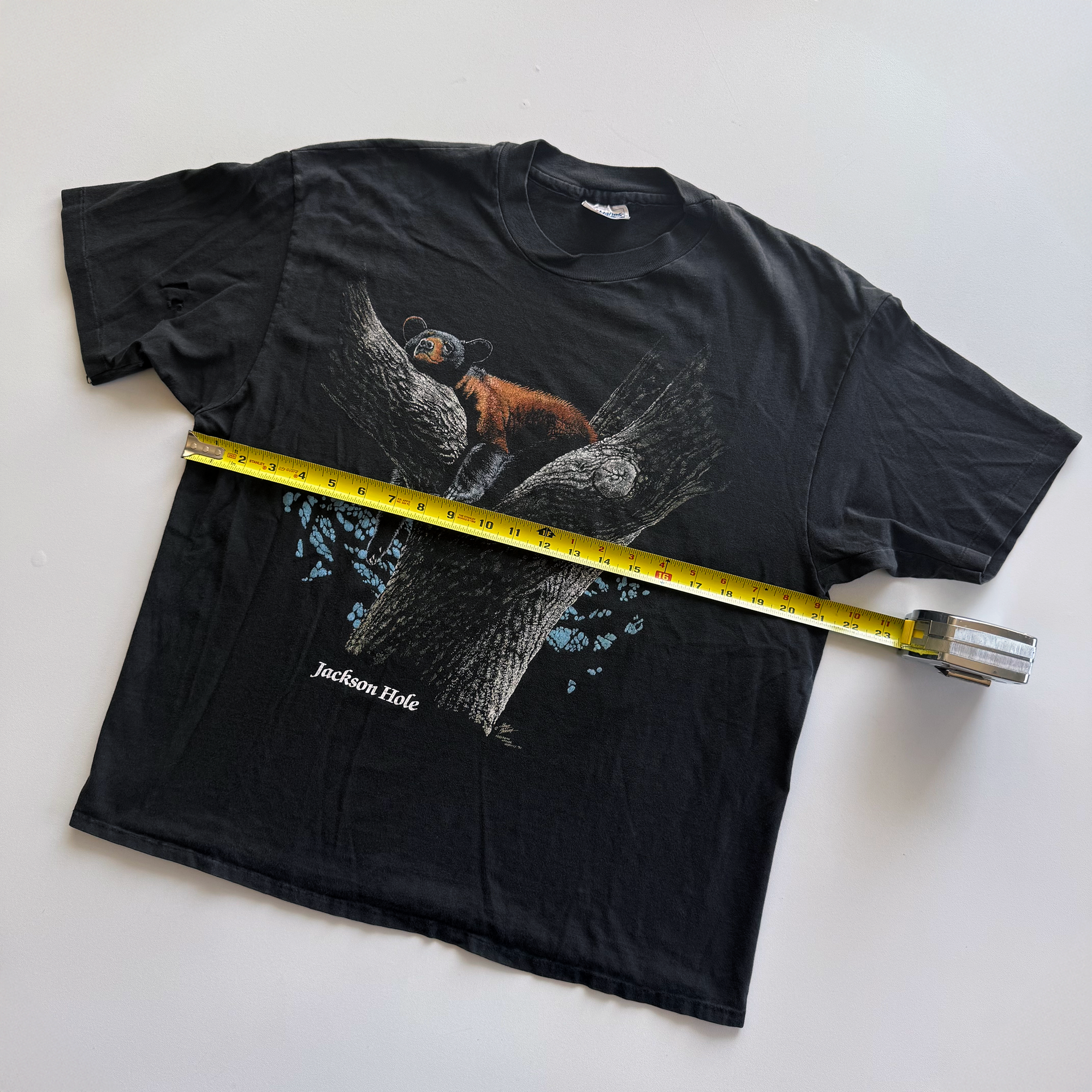 Vintage 1990 Black Bear Jackson Hole Wyoming Tee