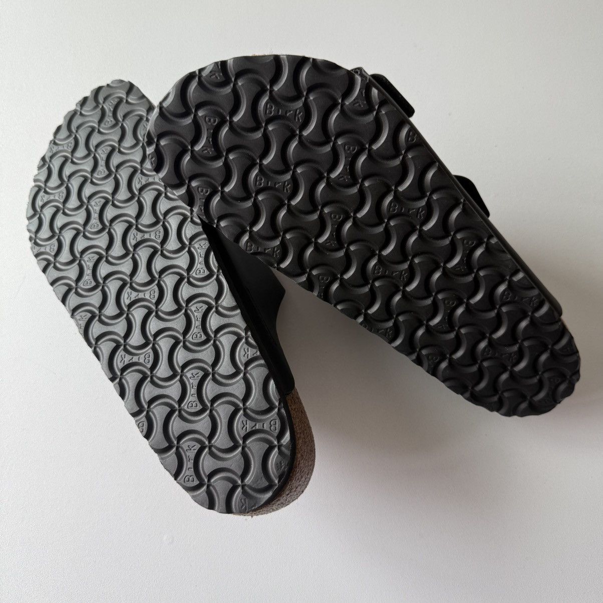 Birkenstock Arizona Black Sandals (Size 10)