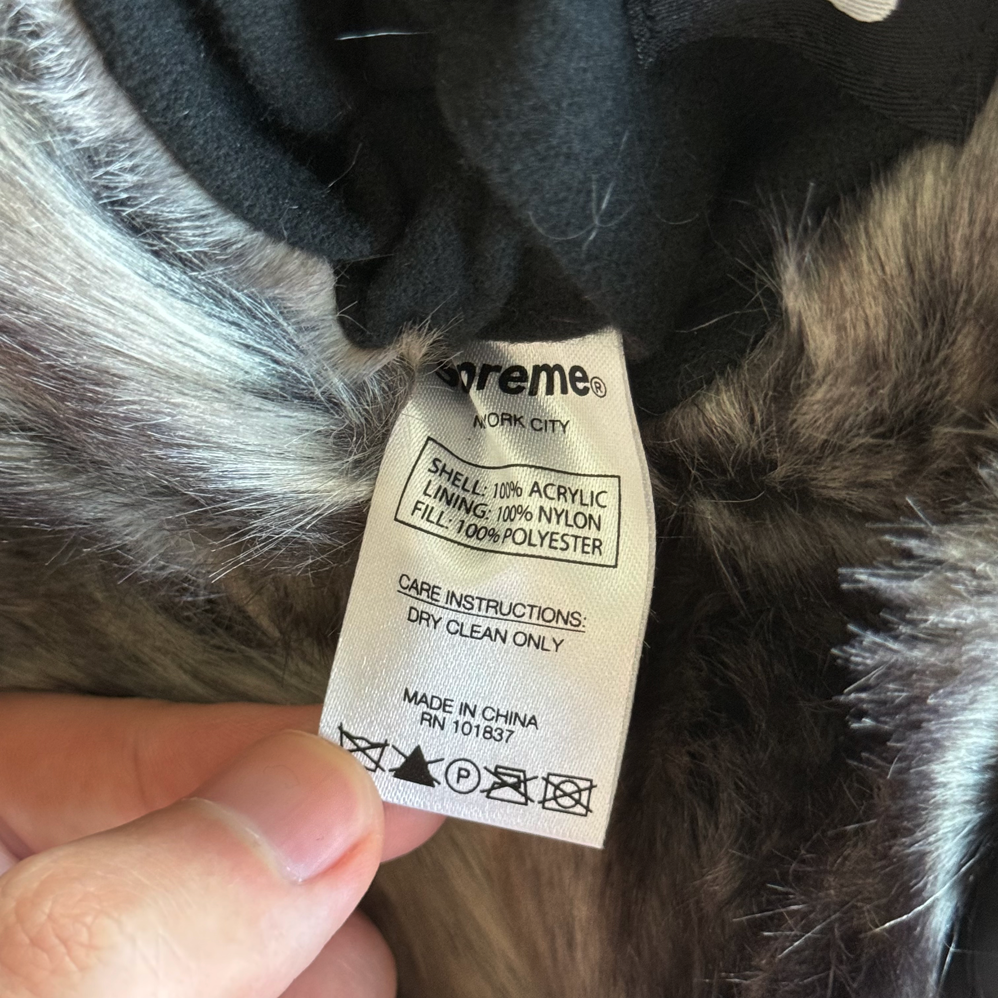 Supreme FW20 Faux Fur Reversible Hooded Jacket