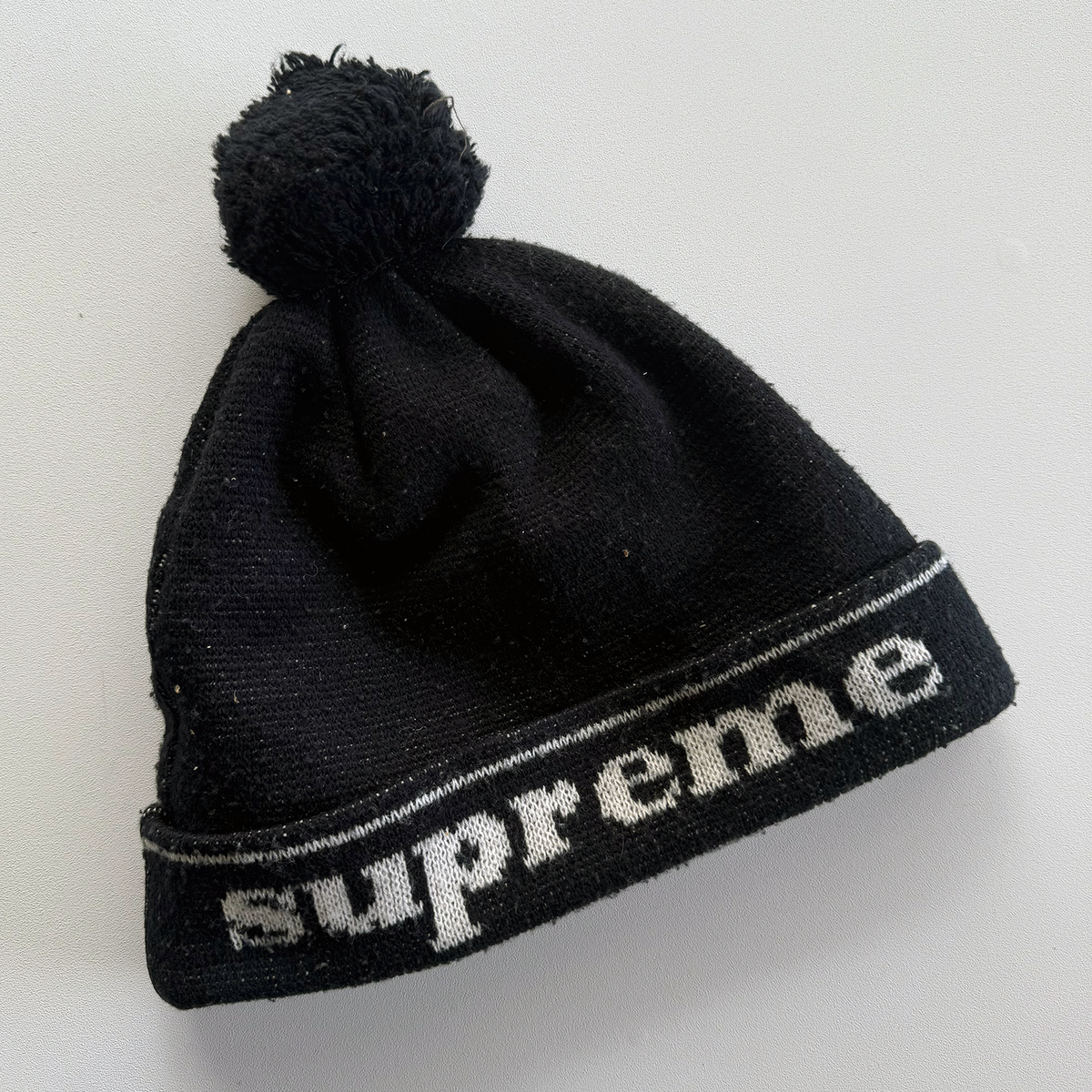 Supreme FW16 Cuff Logo Beanie