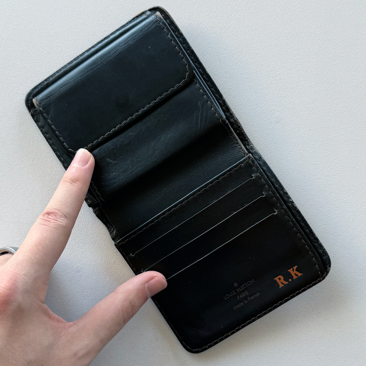 Louis Vuitton 2008 Leather Bifold Wallet