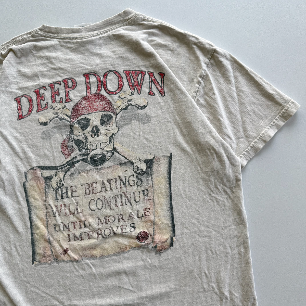 Vintage 2000s Cayman Islands Pirate Tee