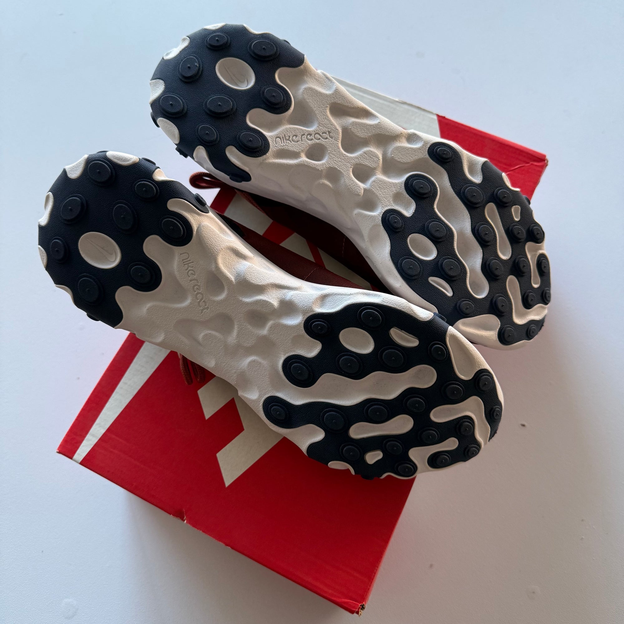 Nike 2018 React Element 55 'Mars Stone' (SIZE 9)