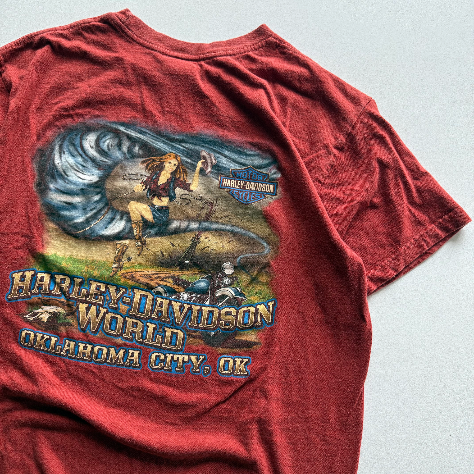Vintage 2000s Harley Davidson OKC Tornado Cowgirl Tee
