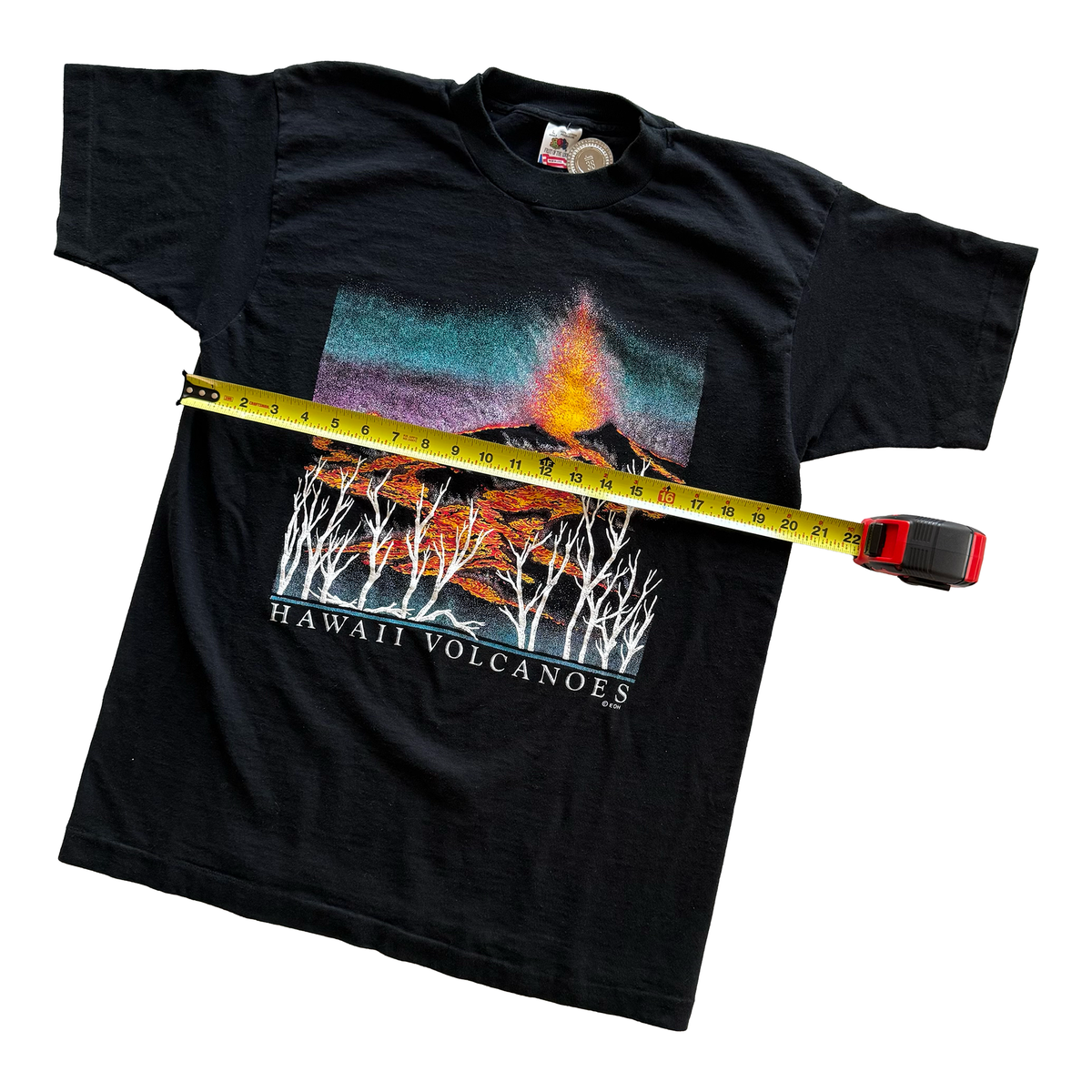 Vintage 1992 Hawaii Volcano Souvenir Tee