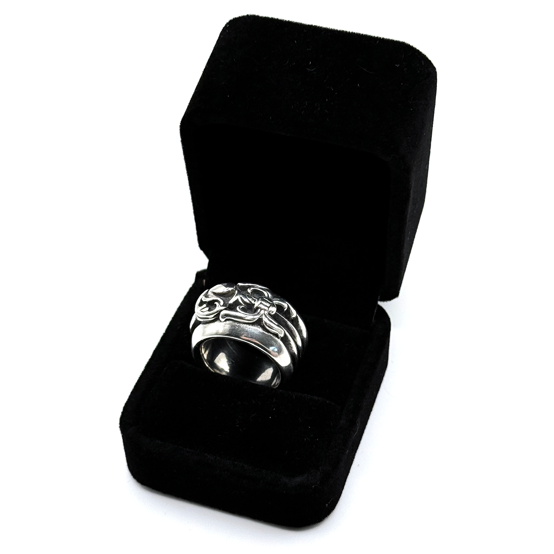 Chrome Hearts Dagger Heart Ring