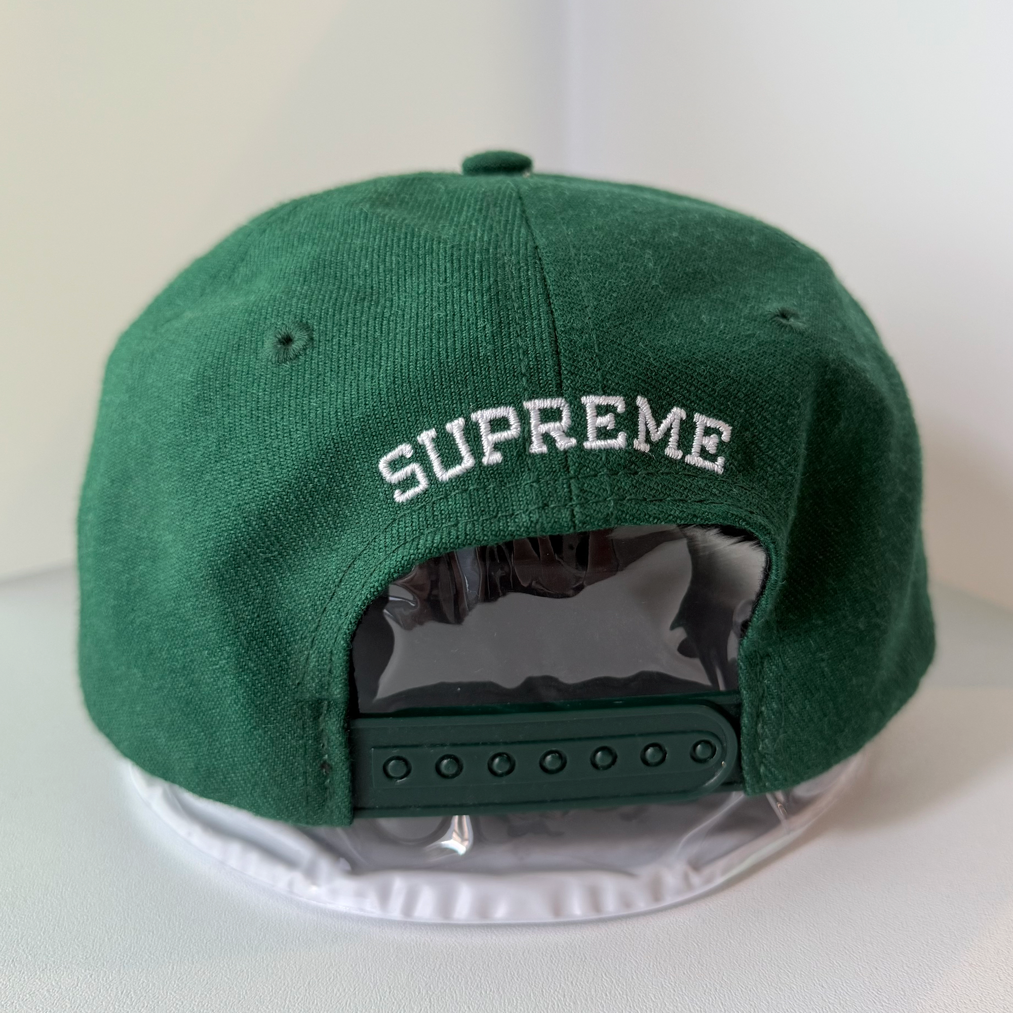 Supreme FW15 World Famous 6-Panel Snapback Hat