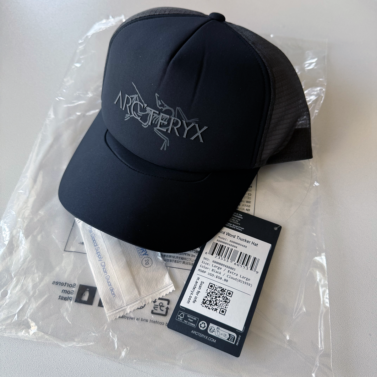 Arc'teryx Bird Word Trucker Hat (BNWT)