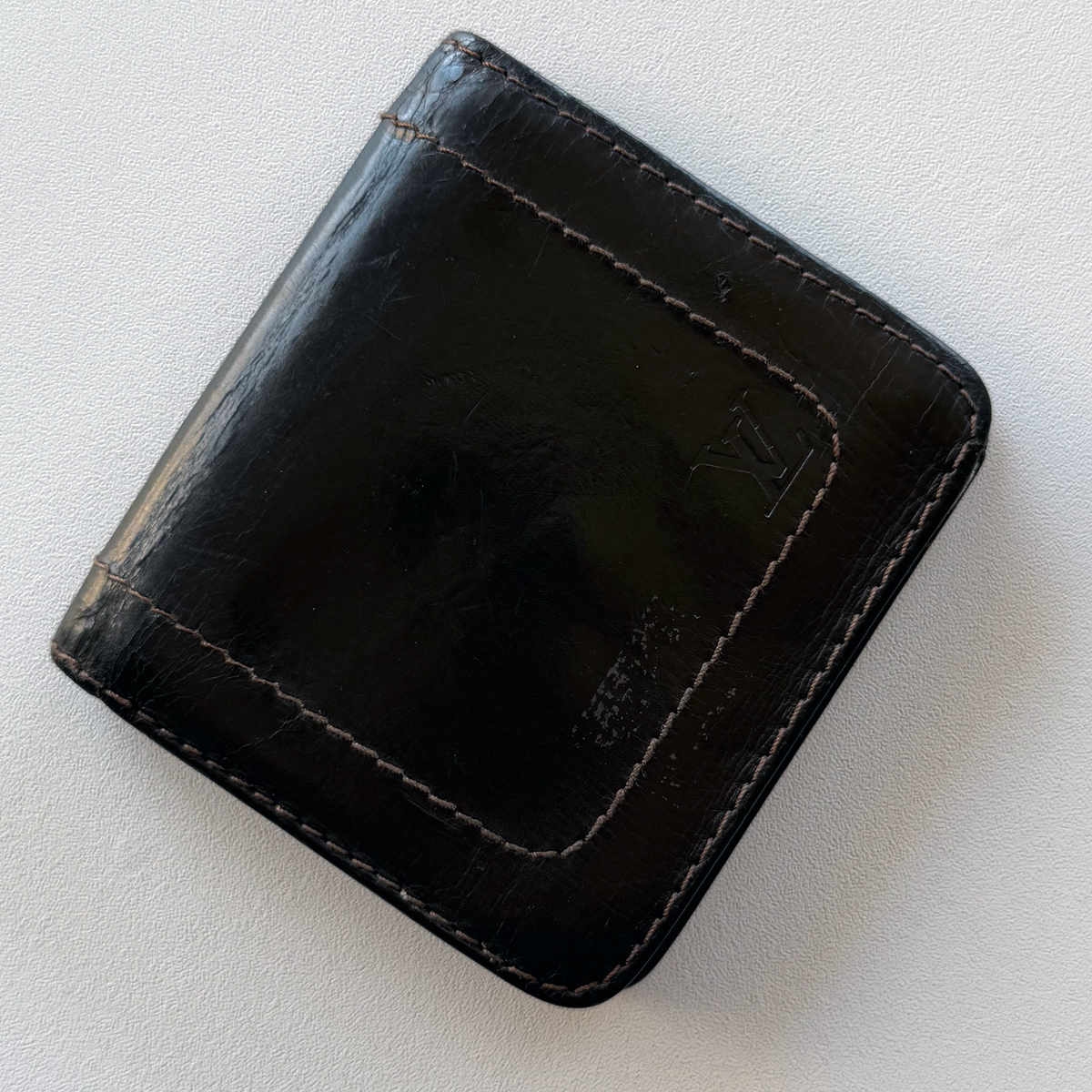 Louis Vuitton 2008 Leather Bifold Wallet