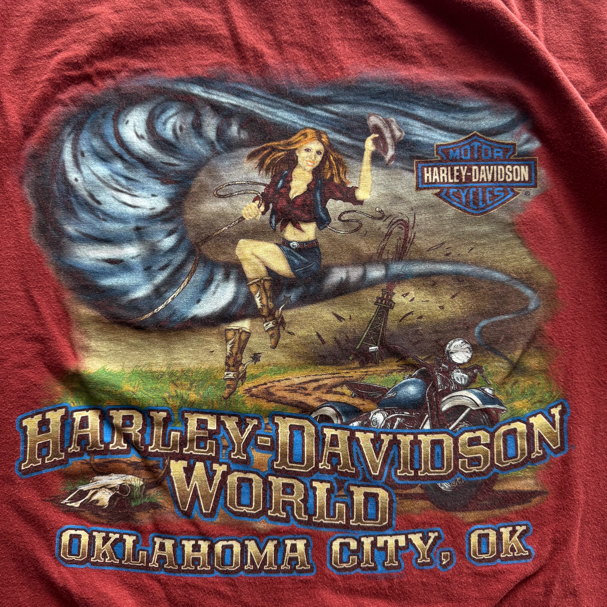 Vintage 2000s Harley Davidson OKC Tornado Cowgirl Tee