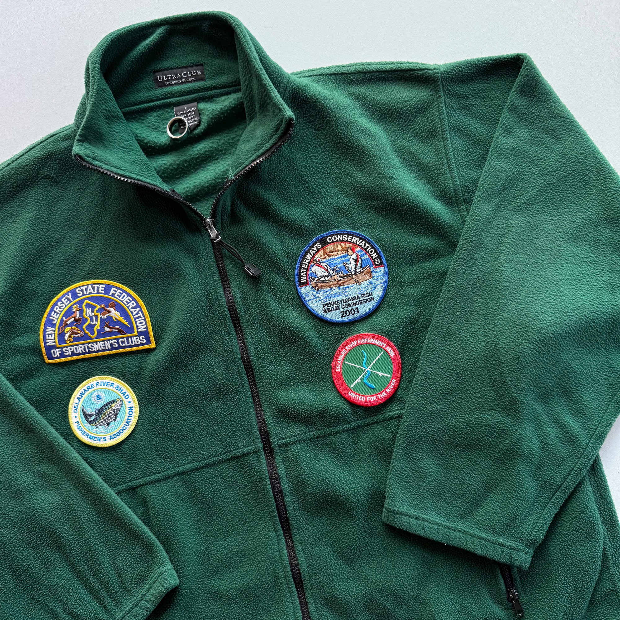 Vintage 1990s Fishing and Wildlife Fleece Zip Up Jacket