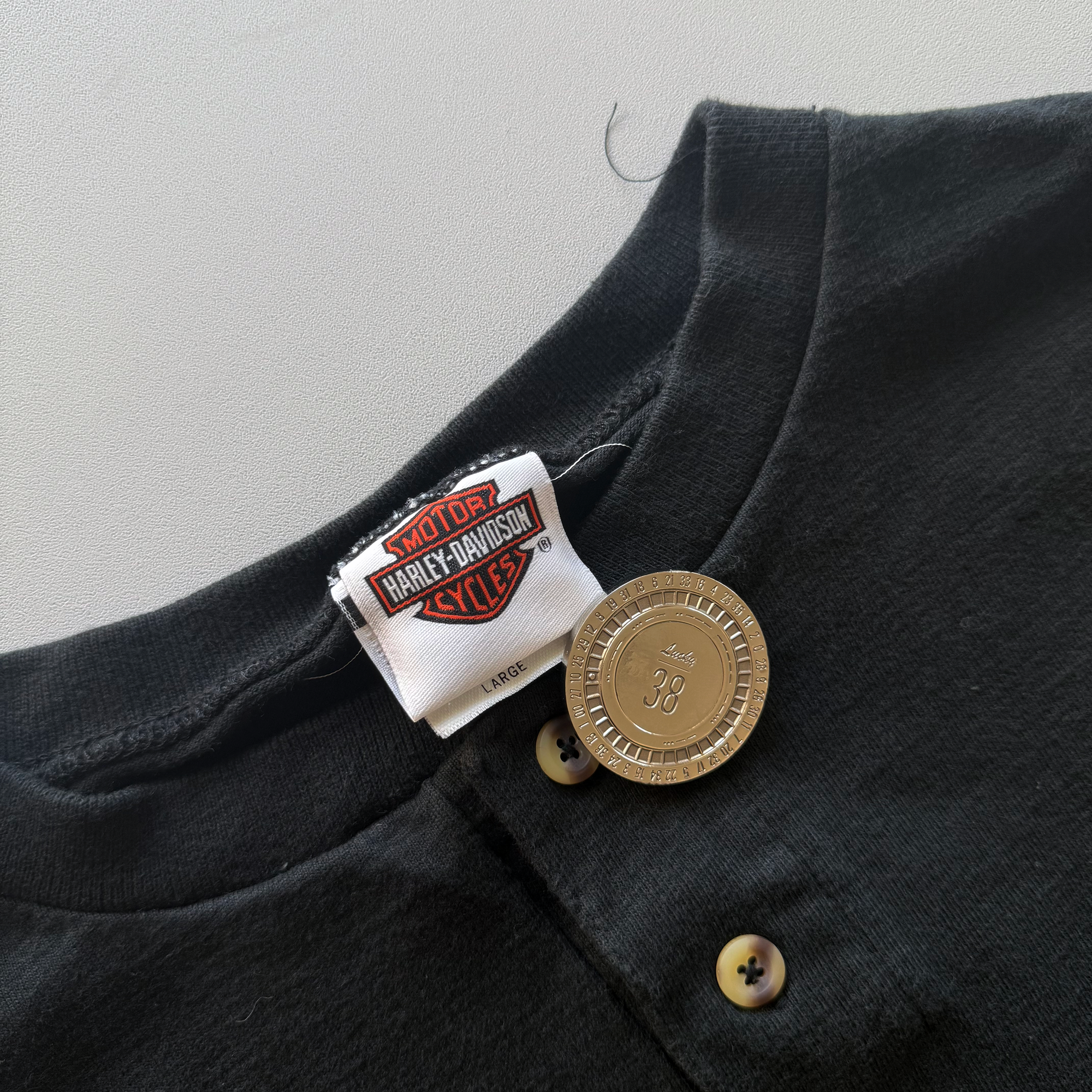 Vintage 2000s Y2K Blue Flame HD Emblem Shirt