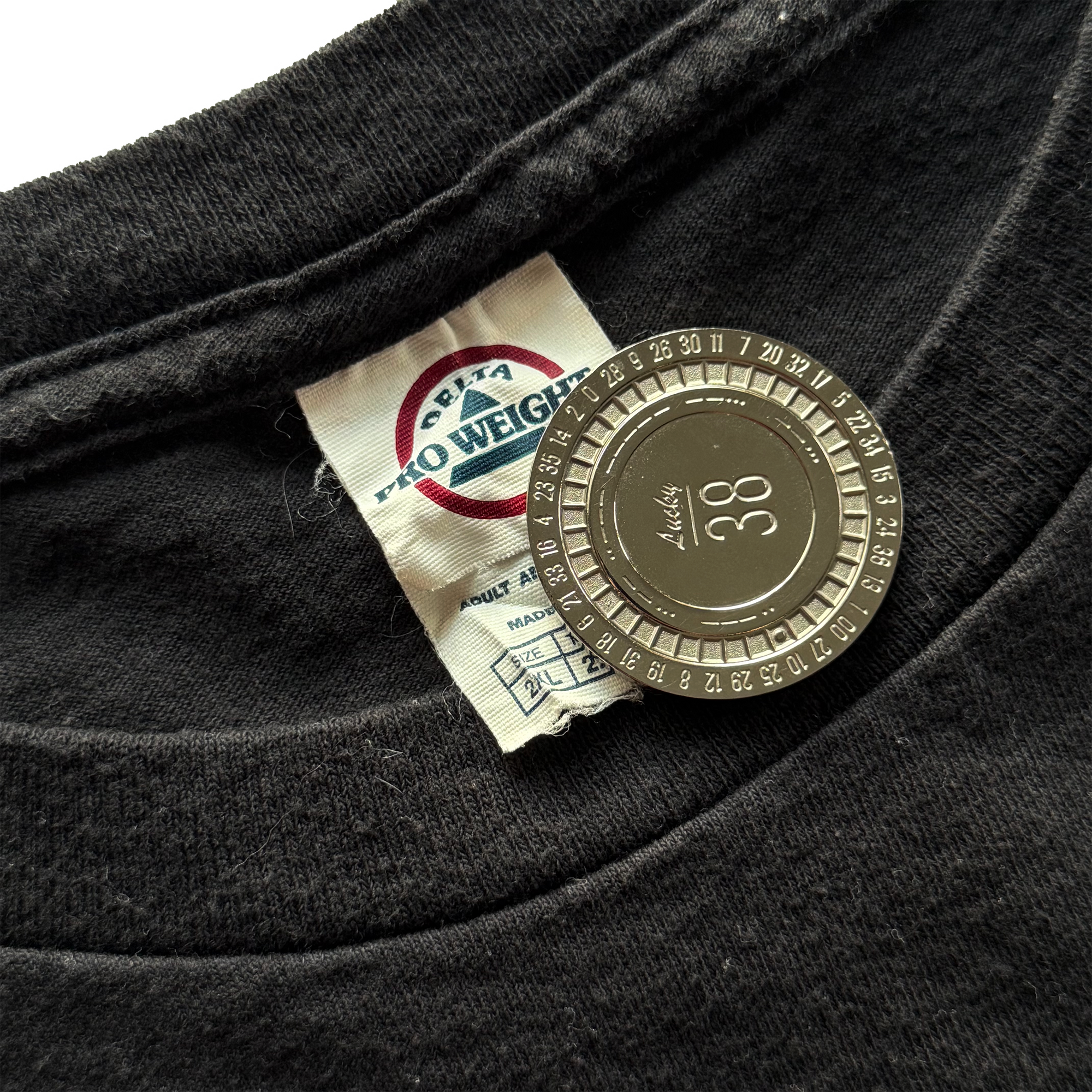 Vintage 2010 Halo Reach Noble Team Tee
