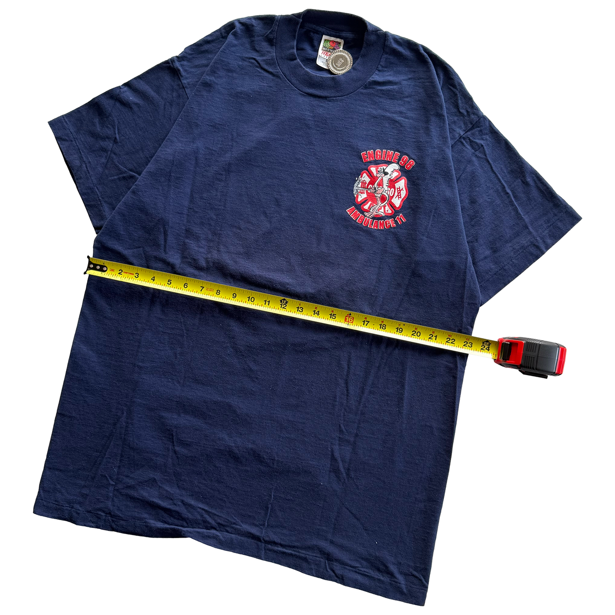 Vintage 1997 Chicago Fire Department Engine 98 Road Runner Tee