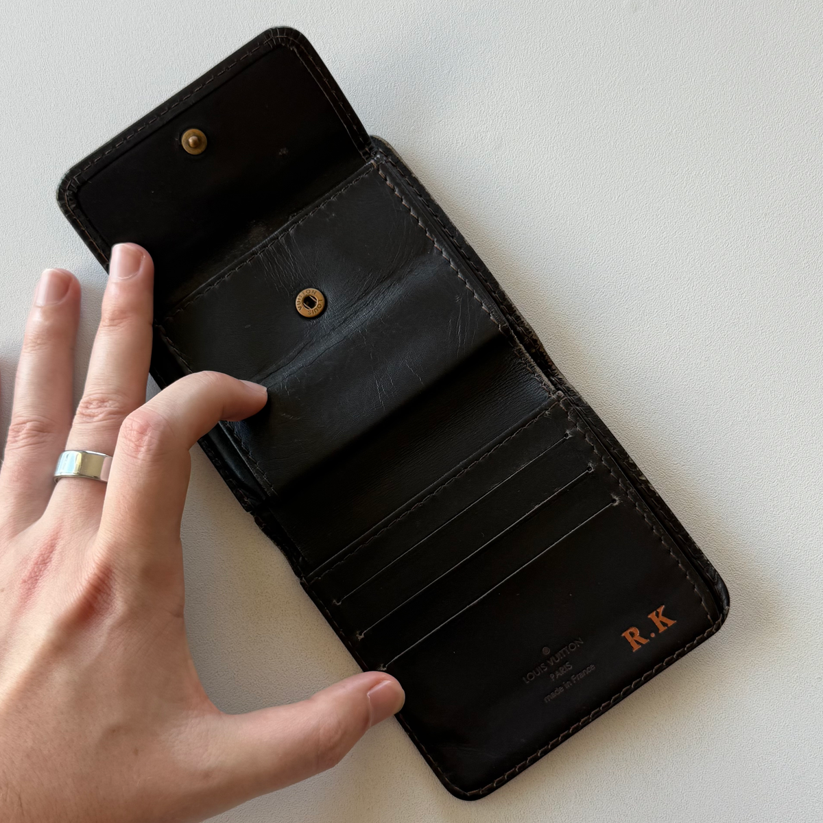 Louis Vuitton 2008 Leather Bifold Wallet