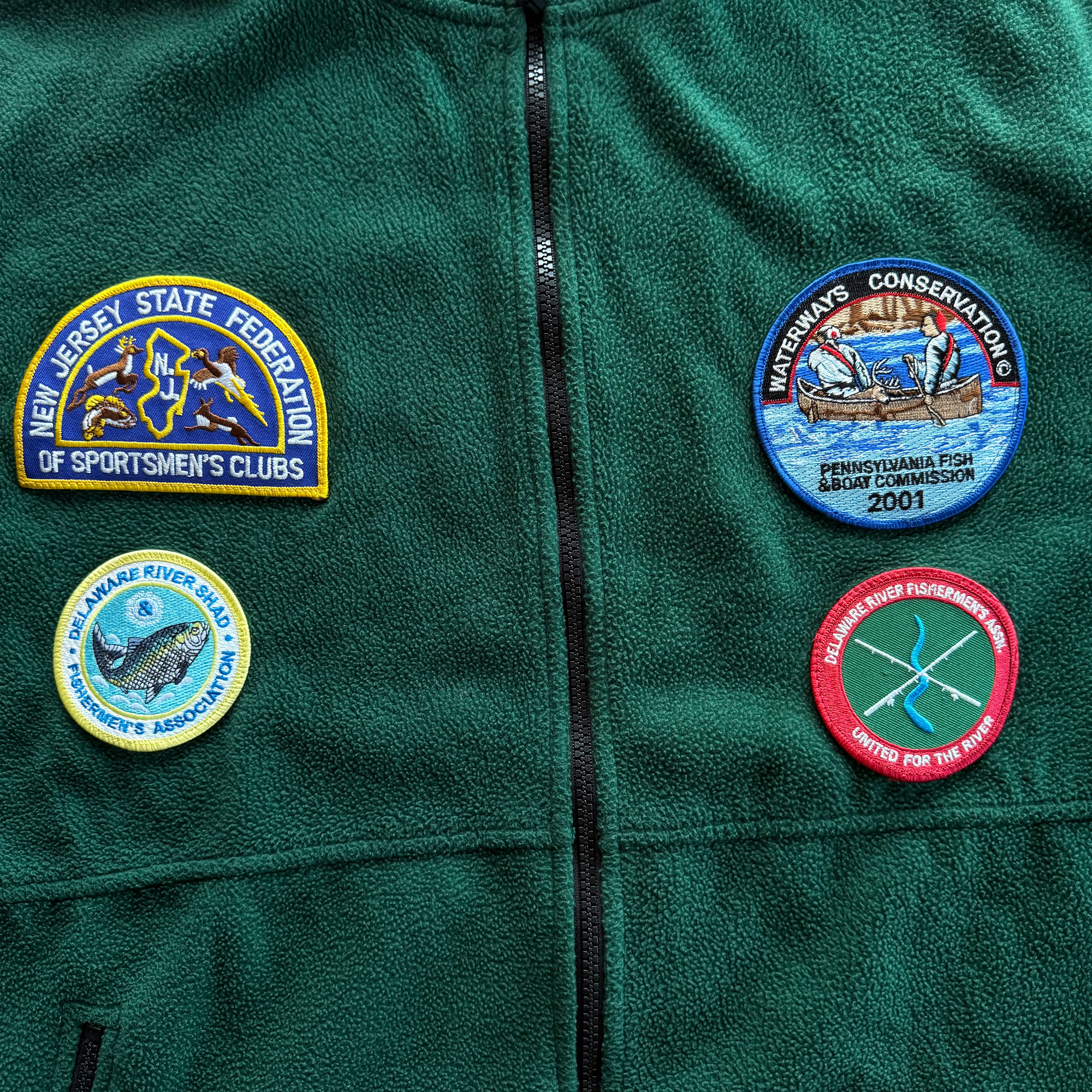 Vintage 1990s Fishing and Wildlife Fleece Zip Up Jacket