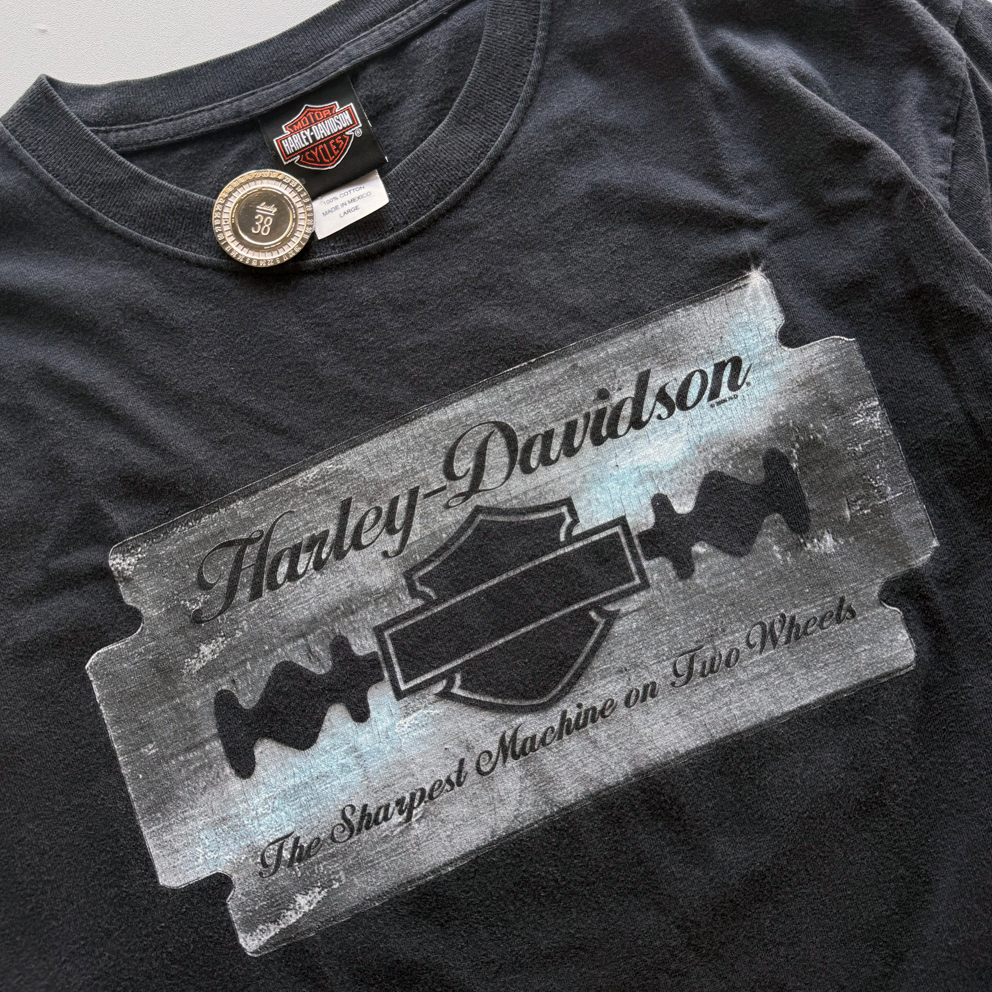 Vintage Harley Davidson 2007 Razorblade Emblem Tee