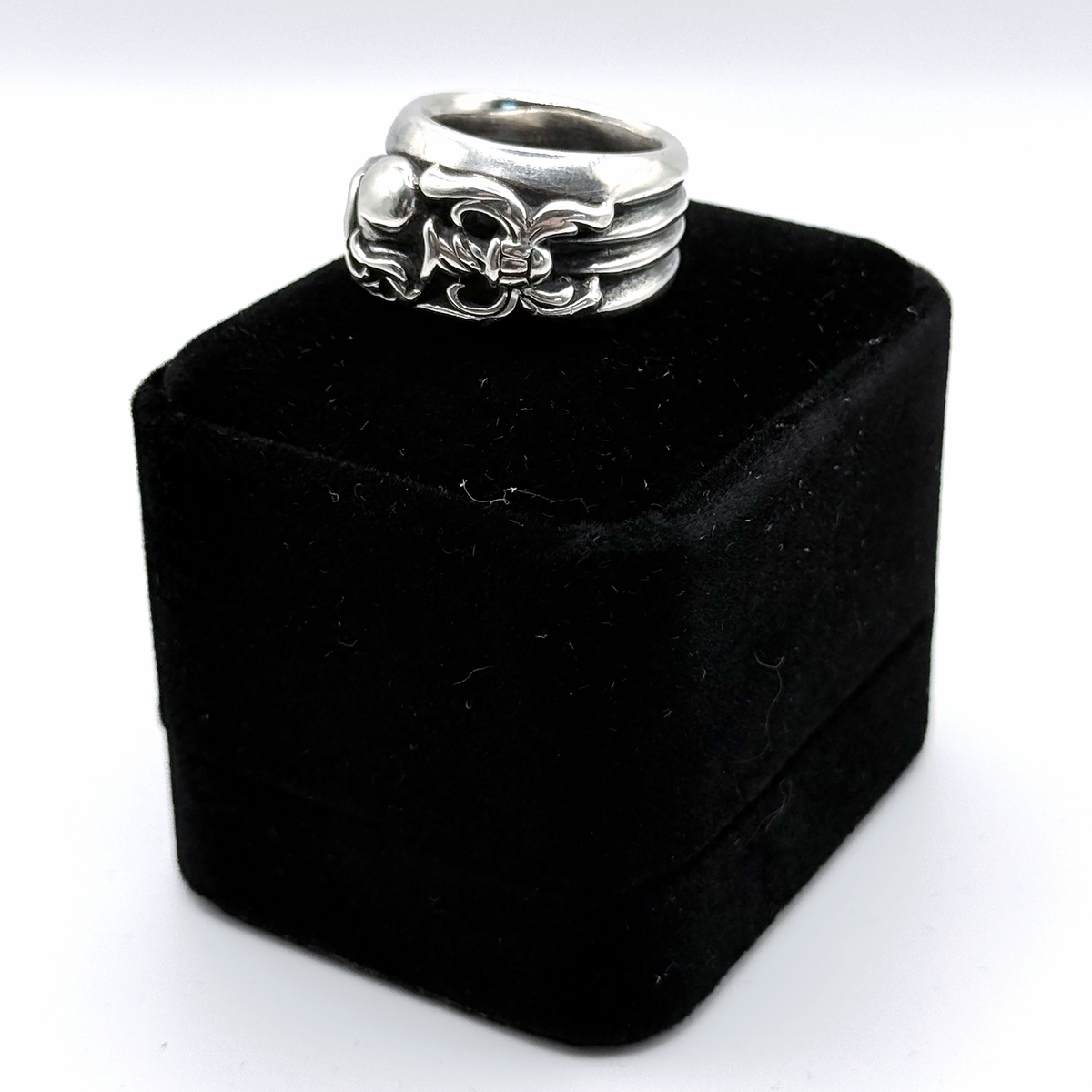 Chrome Hearts Dagger Heart Ring