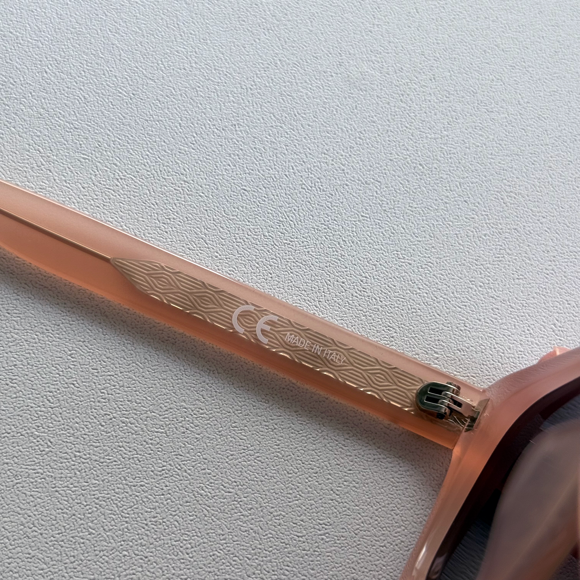 Supreme SS25 Avon Sunglasses (Dusty Pink)