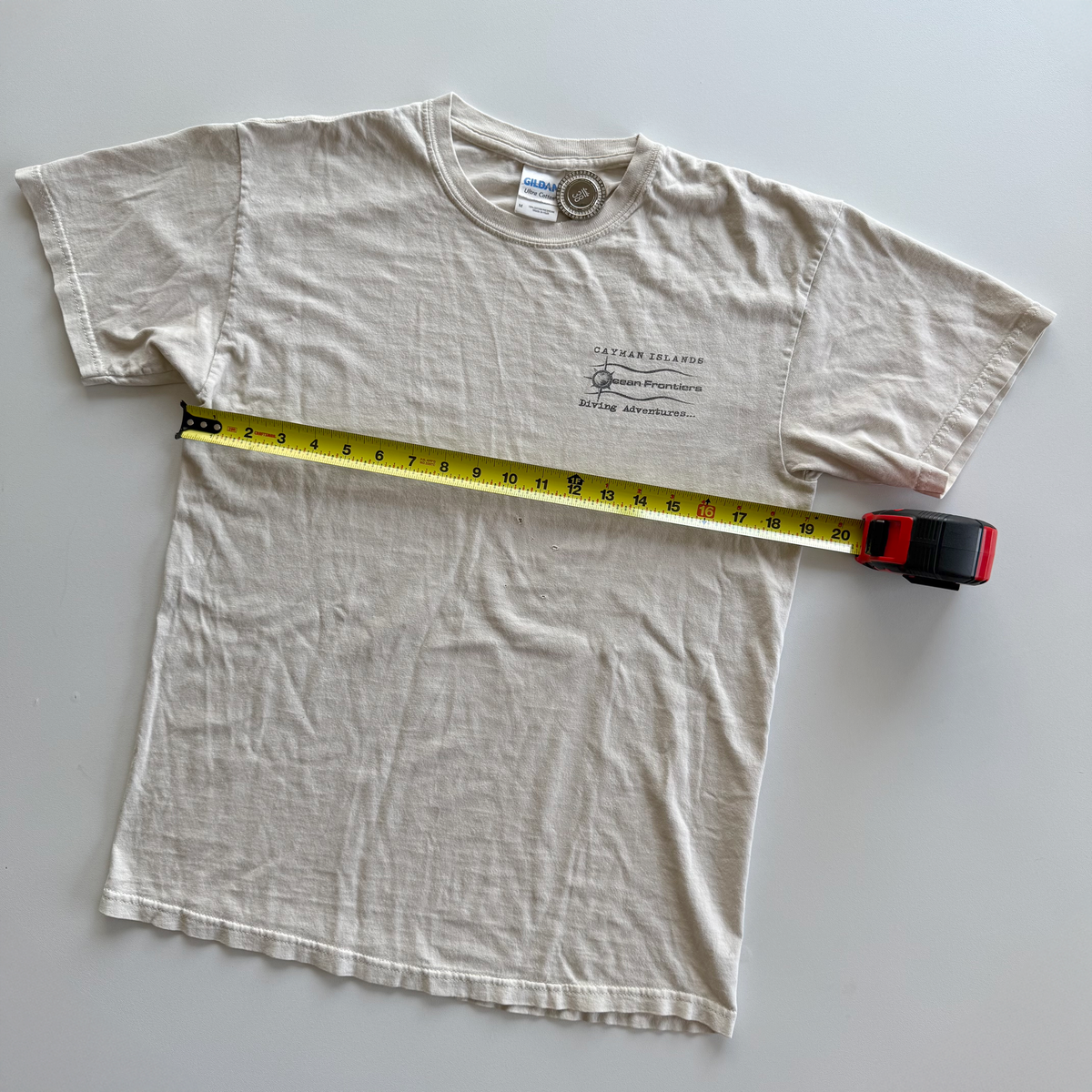 Vintage 2000s Cayman Islands Pirate Tee