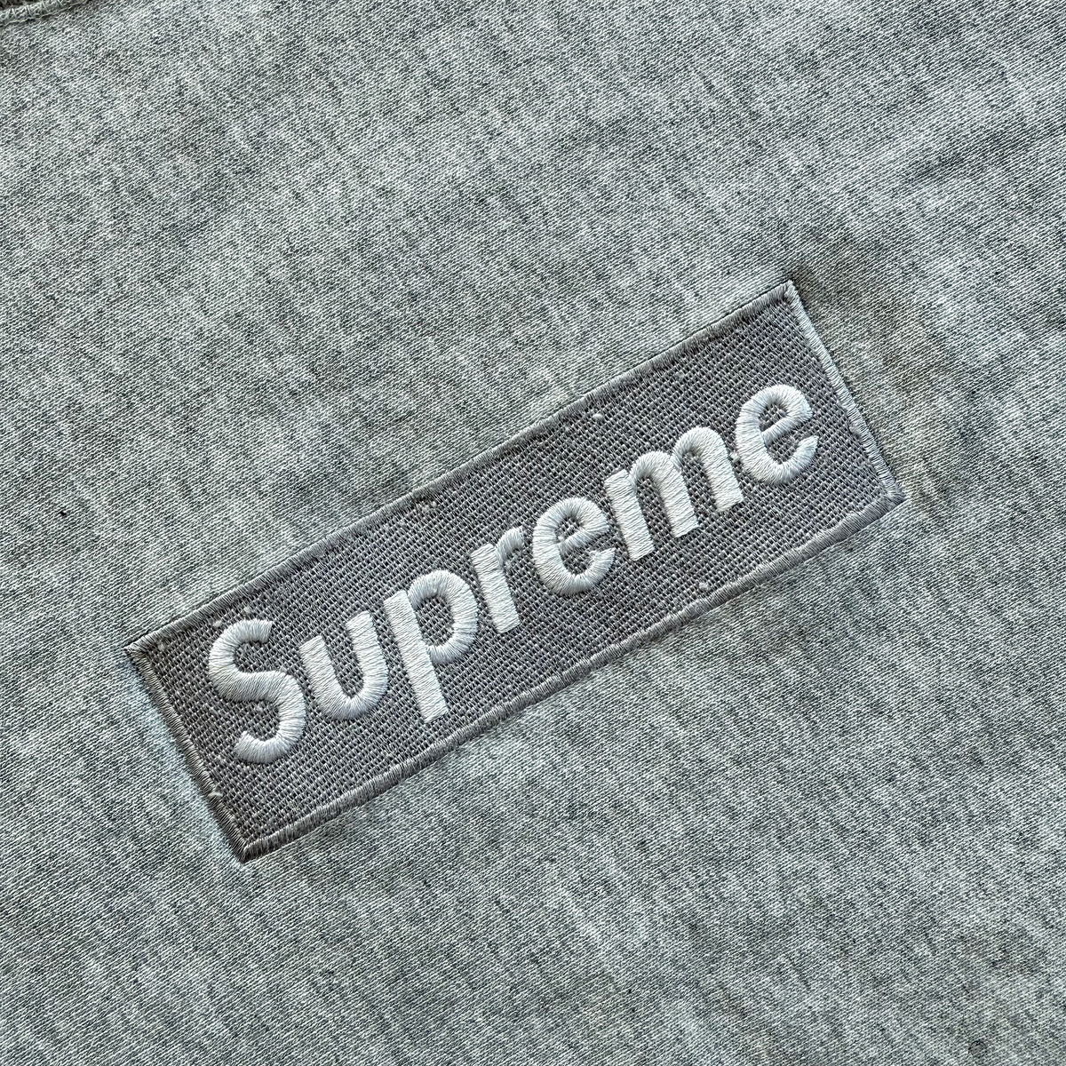 Supreme FW03 Silver Box Logo Crewneck Sweatshirt