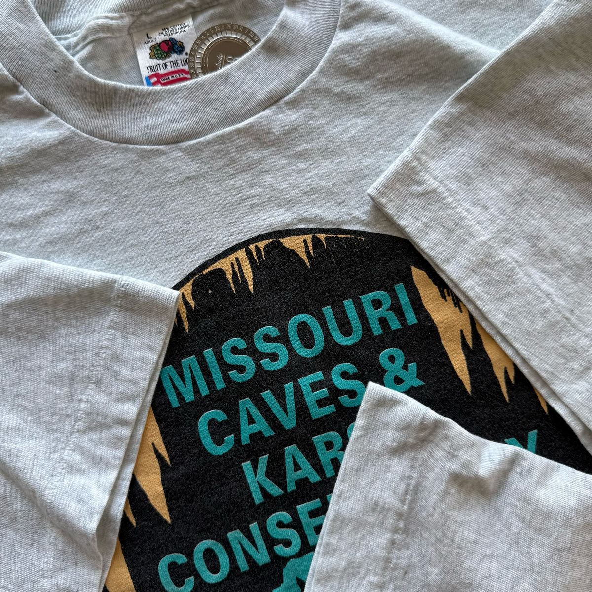 Vintage 1992 Missouri Caves Conservancy Founding Member Tee