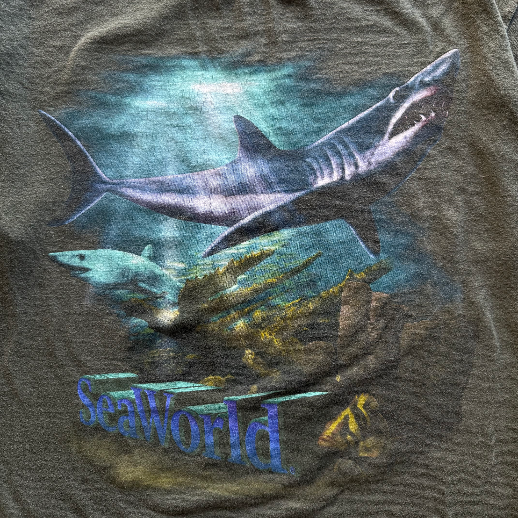 Vintage 1997 Seaworld Great White Shark Tee