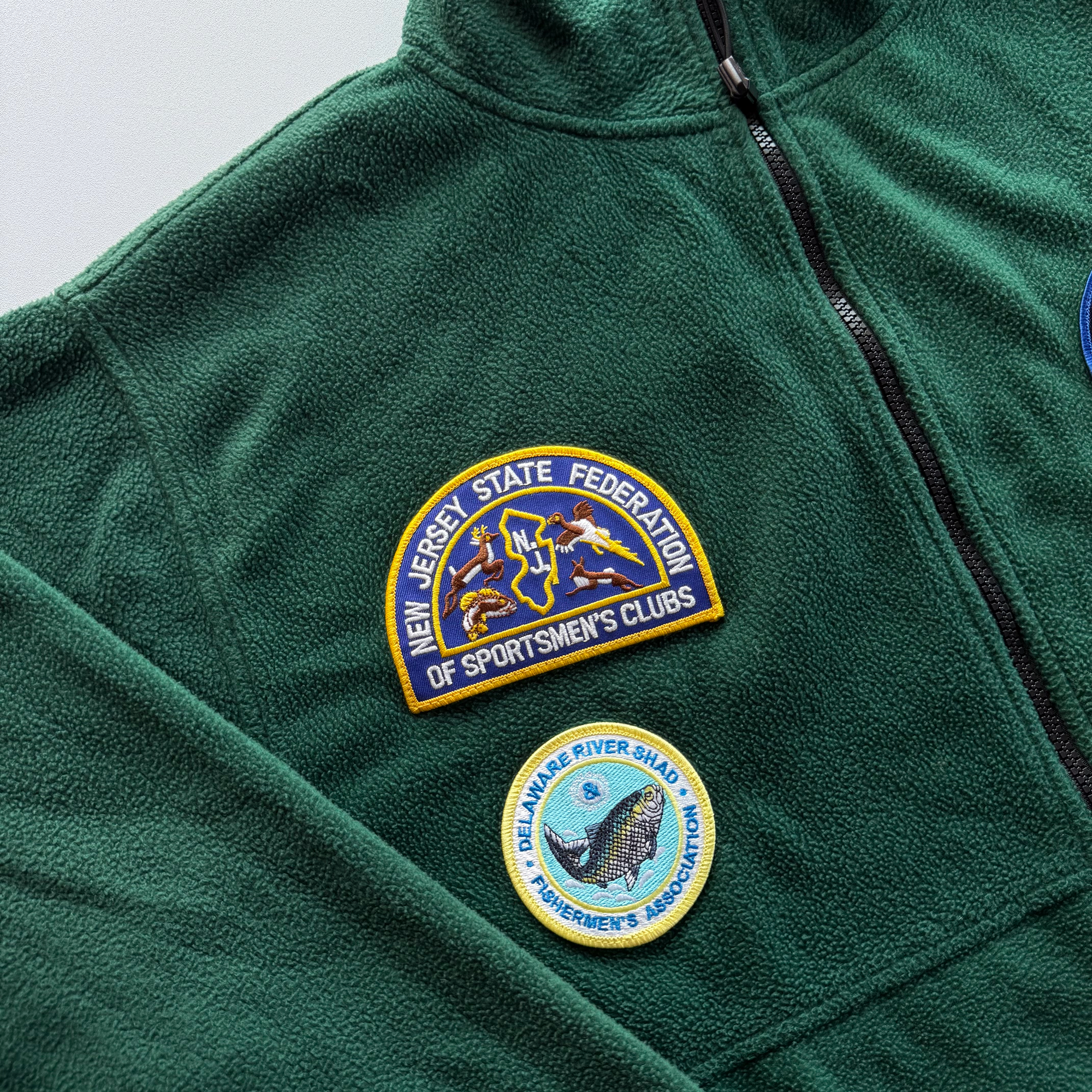 Vintage 1990s Fishing and Wildlife Fleece Zip Up Jacket