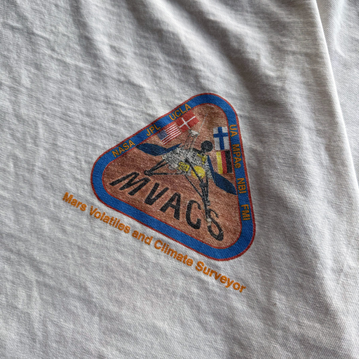 Vintage 1999 NASA Mars Volatiles and Climate Surveyor MVACS Tee