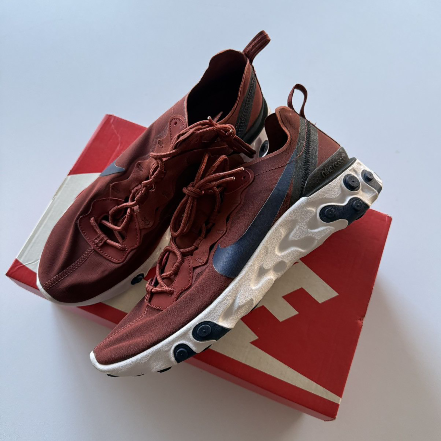 Nike 2018 React Element 55 Sneakers (Size 9)