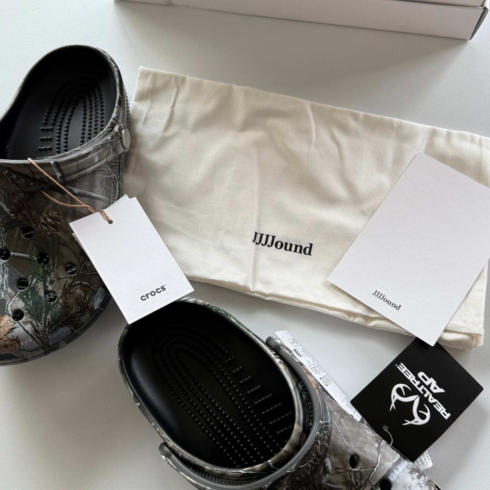 JJJJound x Crocs Classic Clog 'Realtree AP Camo' (Size 9)