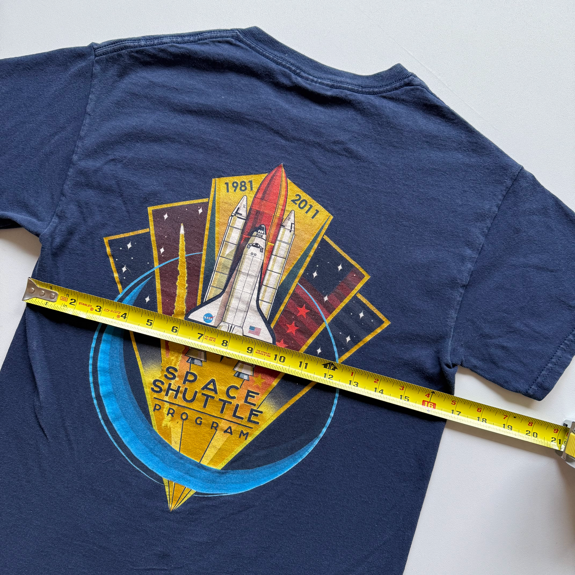 Vintage 2011 NASA Space Shuttle Program Tee