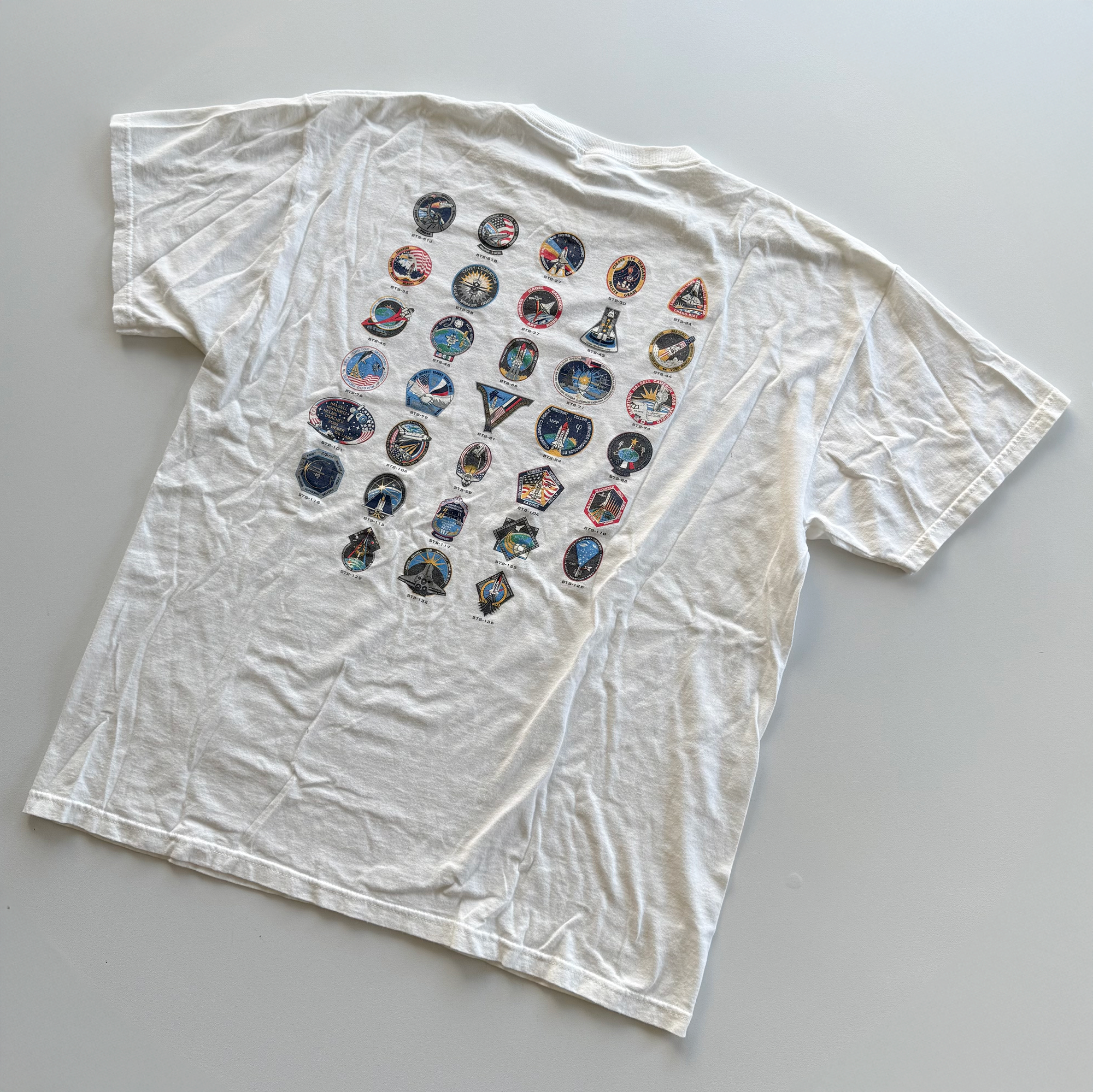 Vintage 2011 NASA Atlantis STS-135 Tee