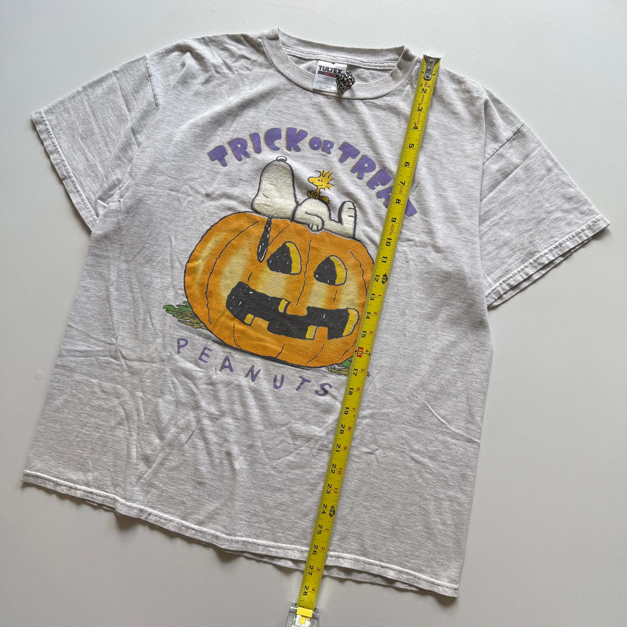 Vintage 1995 Snoopy Halloween Tee