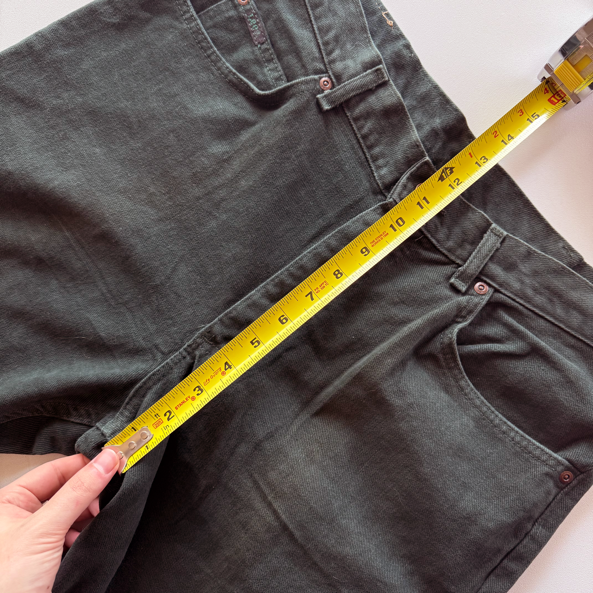 Vintage 1990s Lee Denim Jeans (33x31)