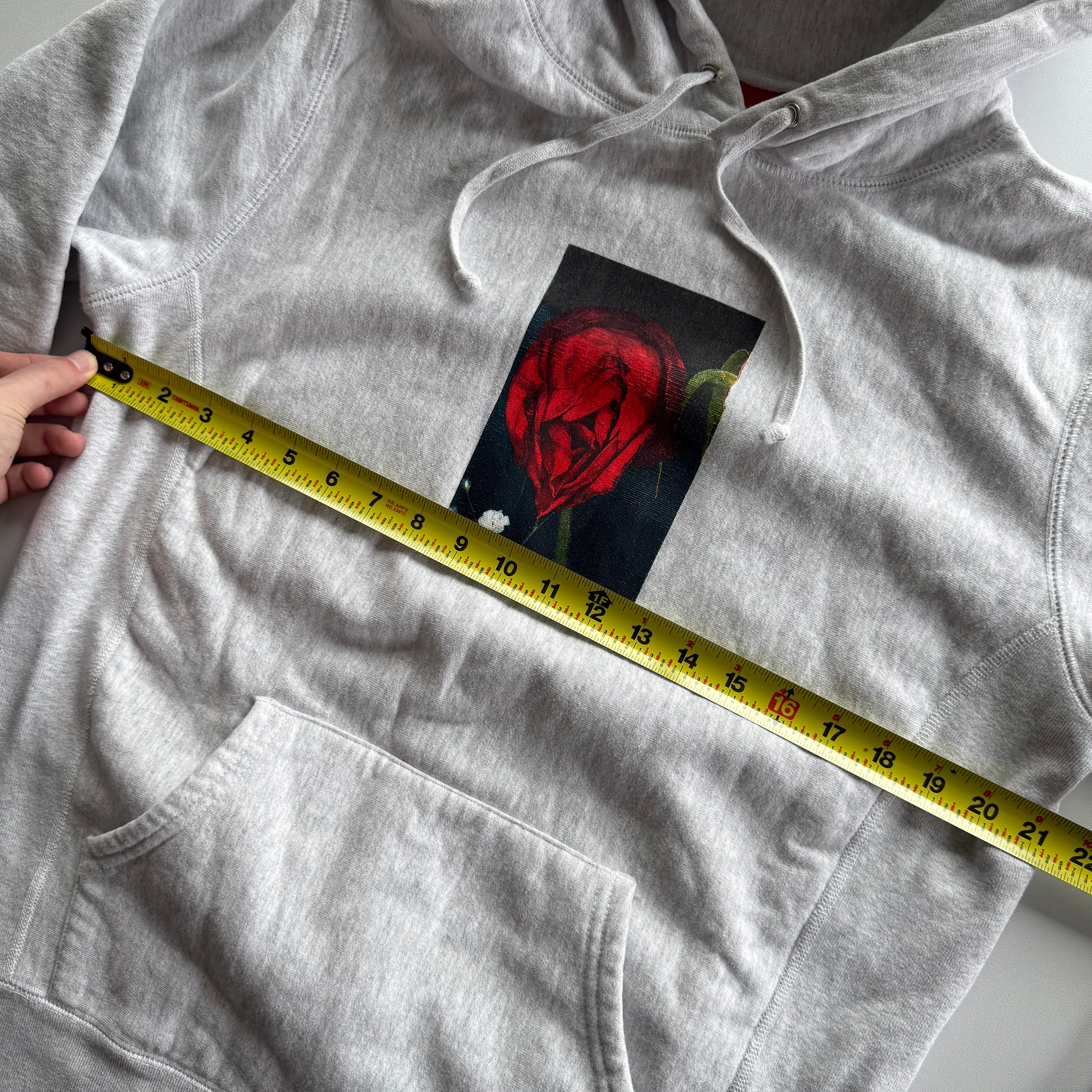 Supreme FW16 Araki Rose Hoodie
