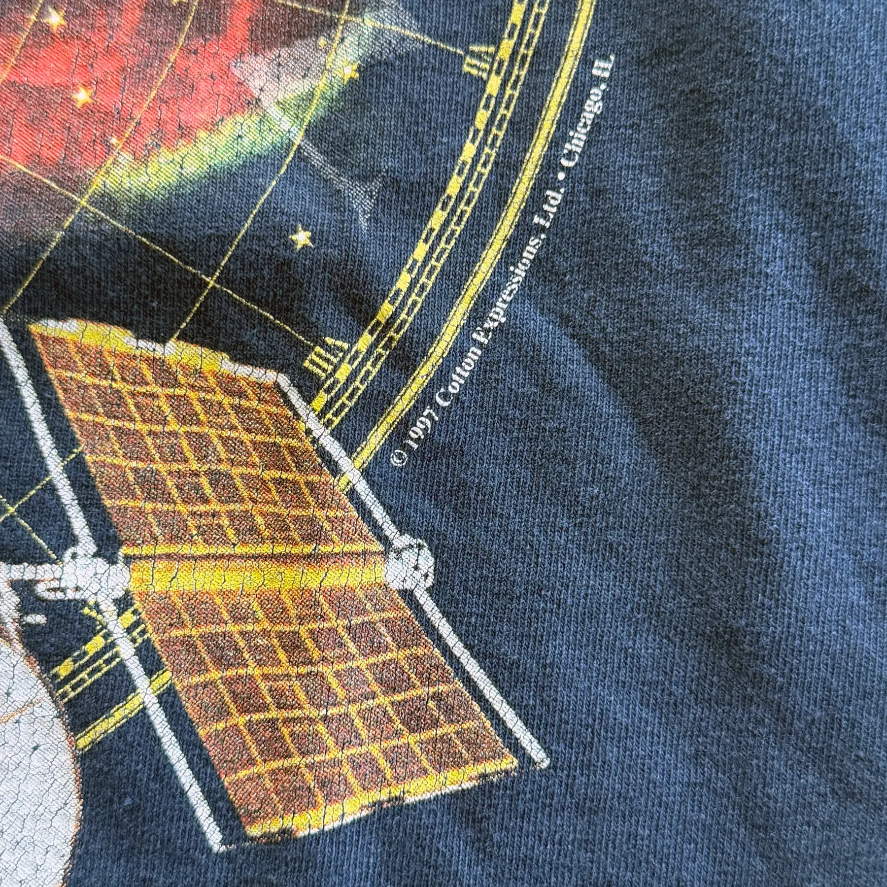 Vintage 1997 NASA Hubble Space Telescope Astronomy Tee
