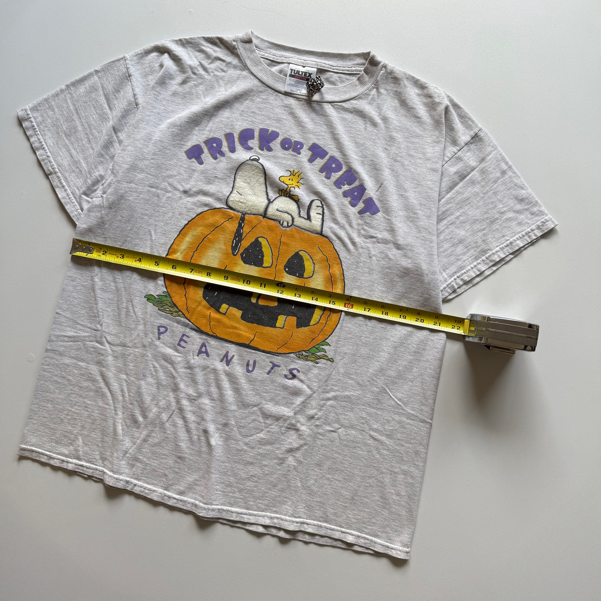 Vintage 1995 Snoopy Halloween Tee