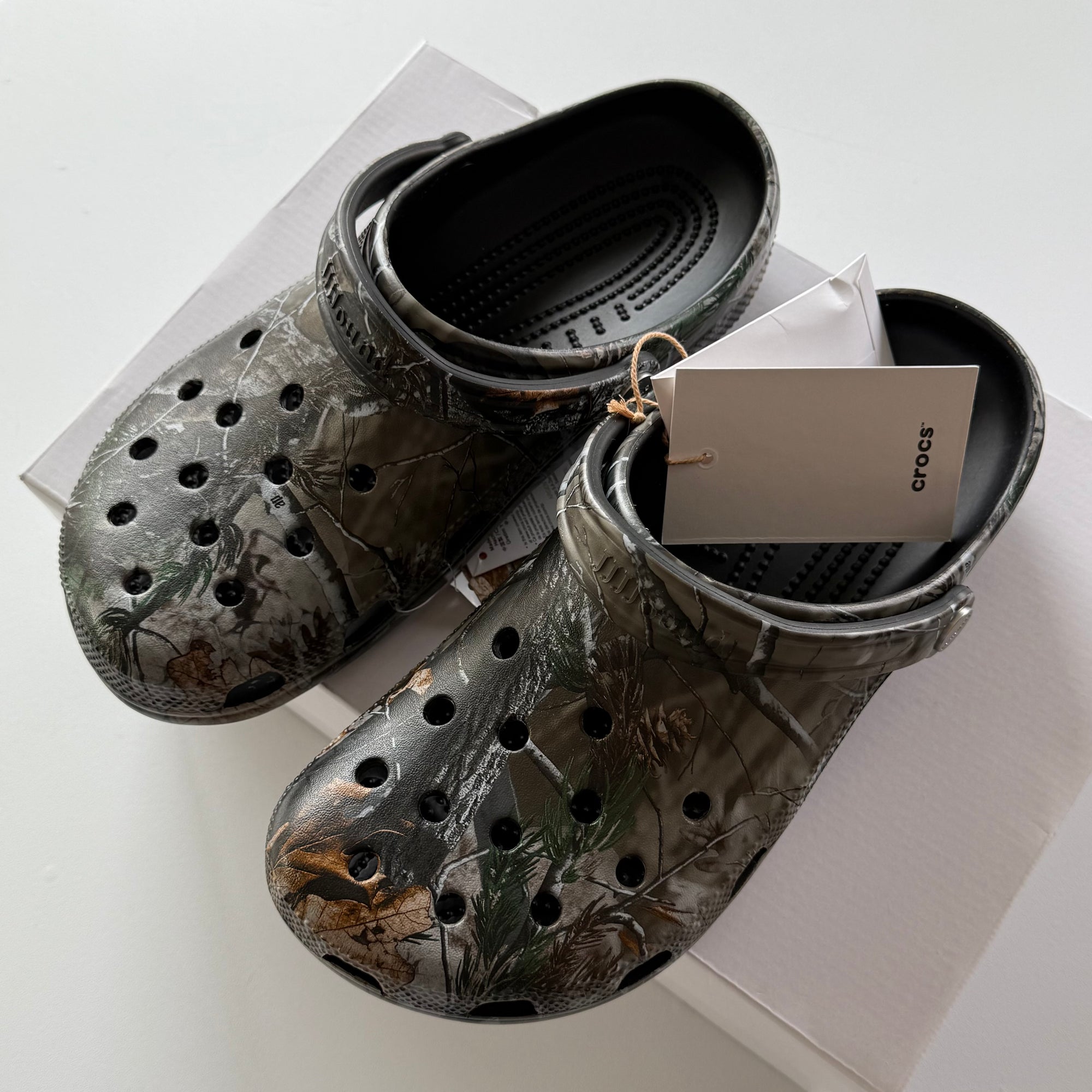 JJJJound x Crocs Classic Clog 'Realtree AP Camo' (Size 9)