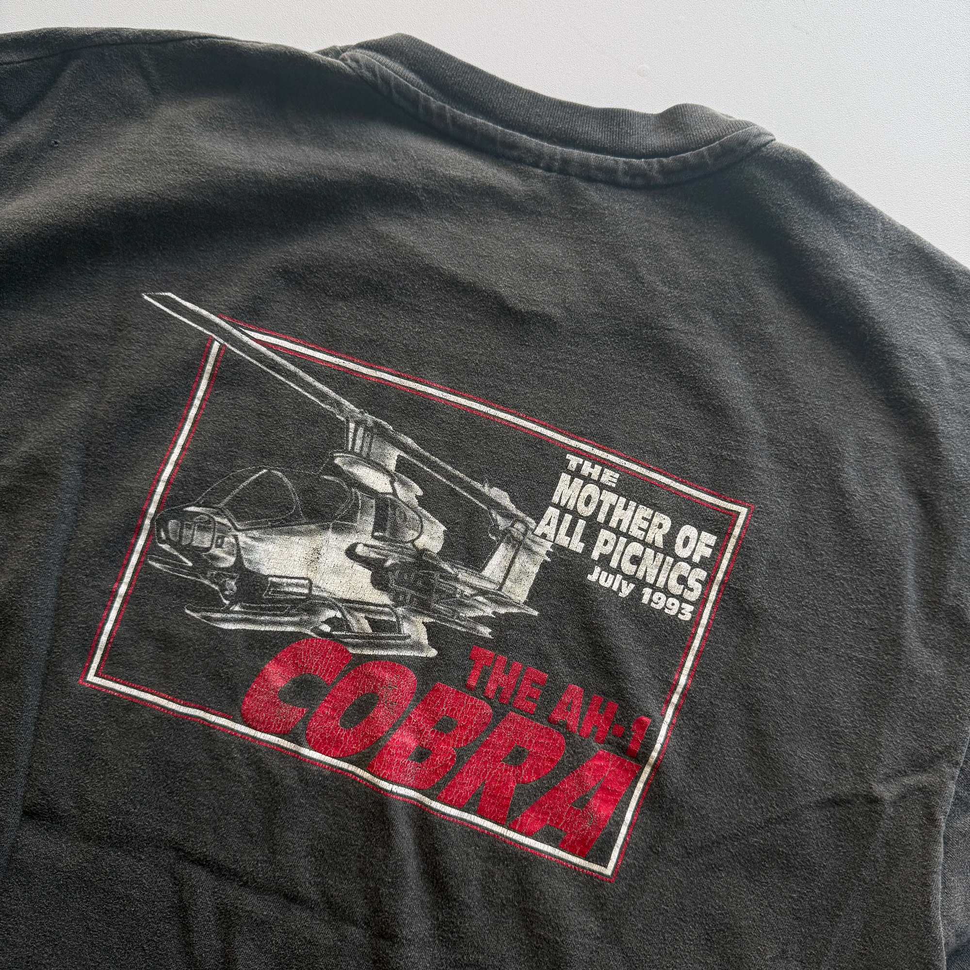 Vintage 1993 Military AH-64 Apache AH-1 Cobra Helicopters Tee