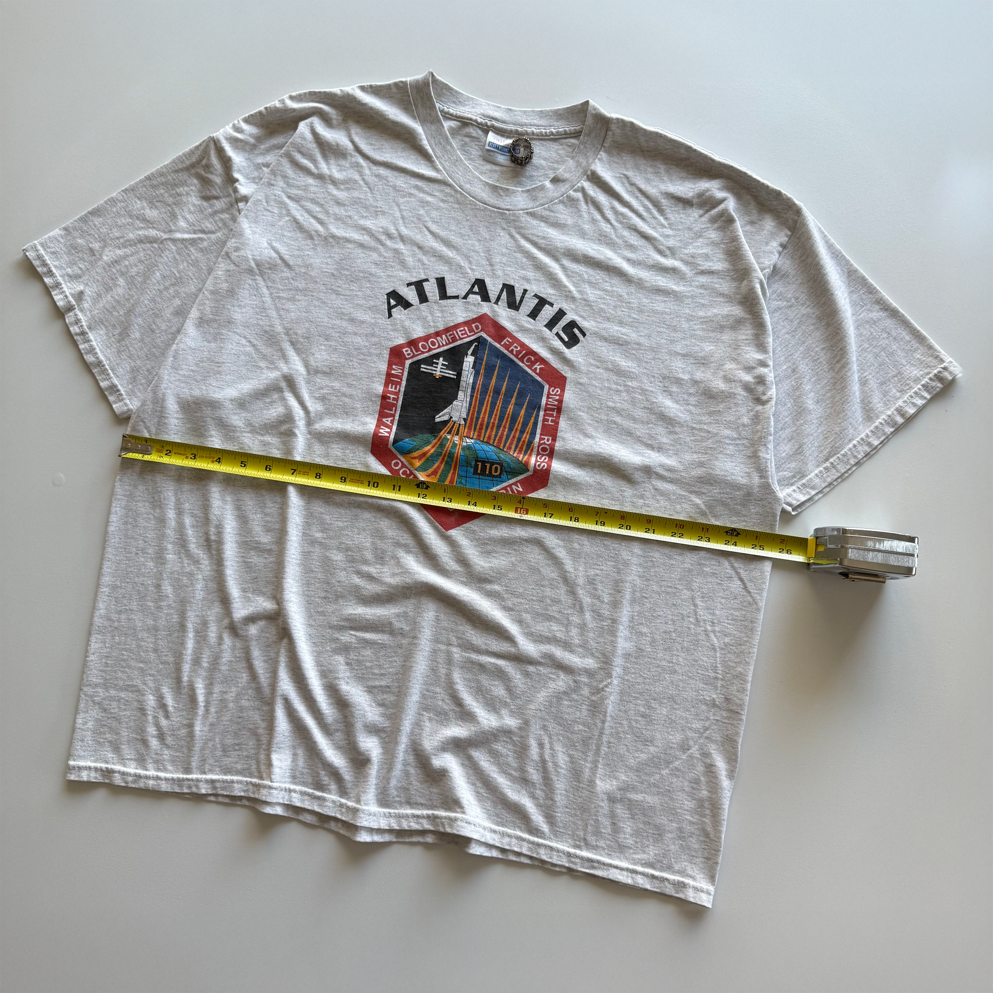 Vintage 2002 NASA Atlantis STS-110 Tee