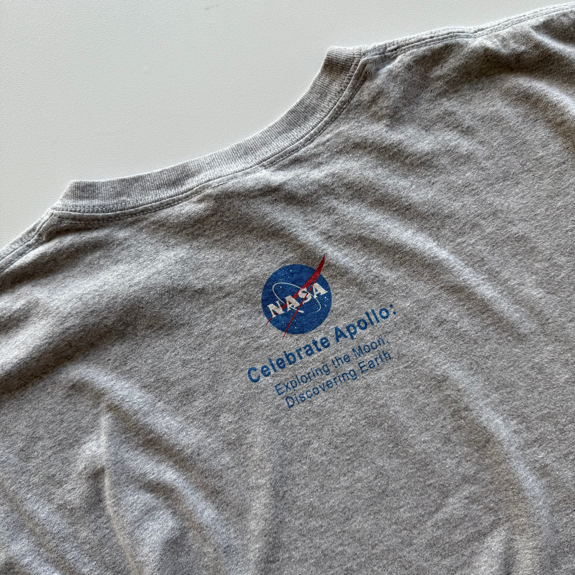 Vintage 2009 NASA Apollo 40th Anniversary Tee (Large)