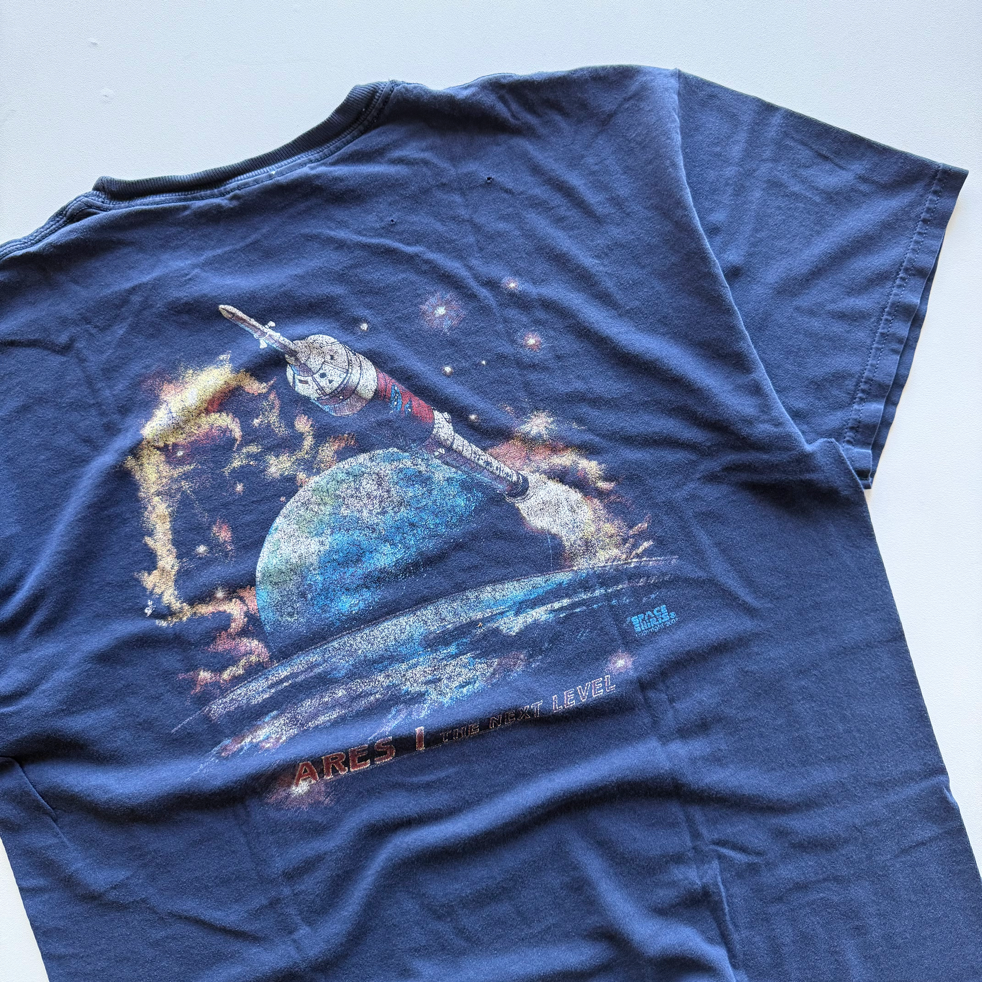 Vintage 2009 Ares 1 Spaceship NASA Tee