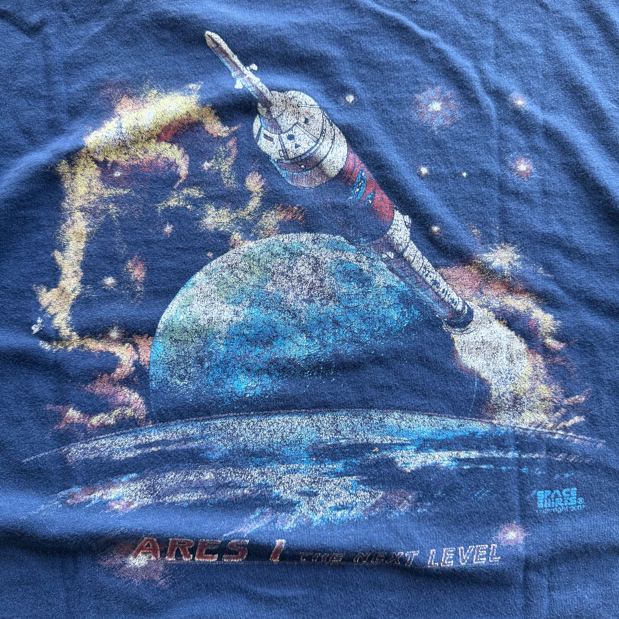 Vintage 2009 Ares 1 Spaceship NASA Tee